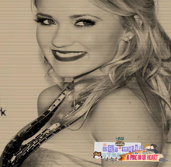 ╠ ˡᵉᵗᵗᶤᵉʰ ╣→ . nu vreau să plâng ;< ;3 # îşi ascunde faţa la pieptul lui .