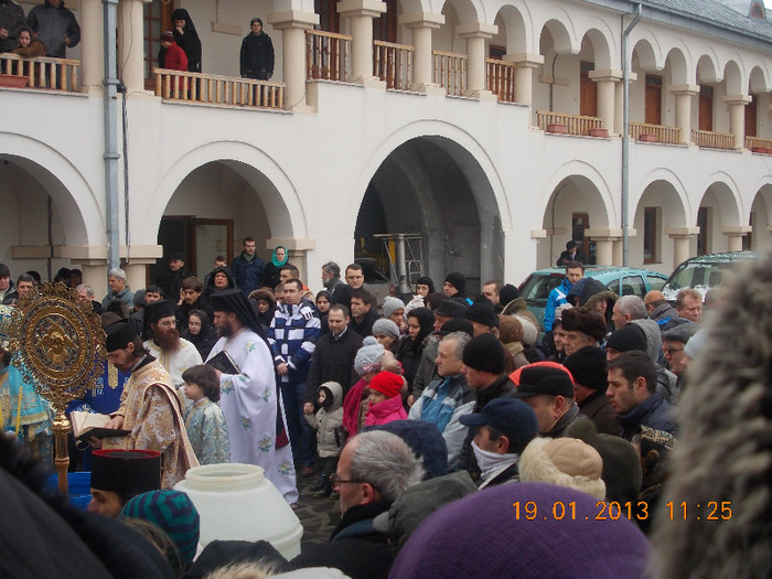 DSCN6208_1688 - Boboteaza pe stil vechi