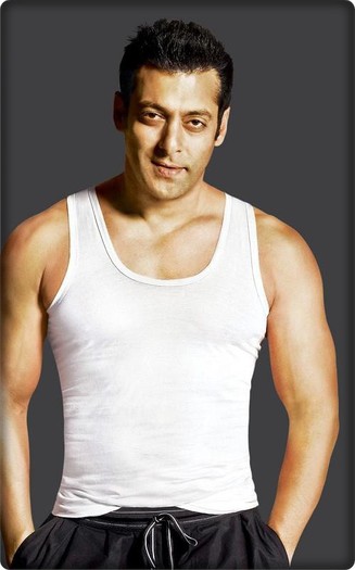 *salman nu misca..nu nimic..pur si simplu se tot uita la ely:))* - xq - Epii 04 - qx
