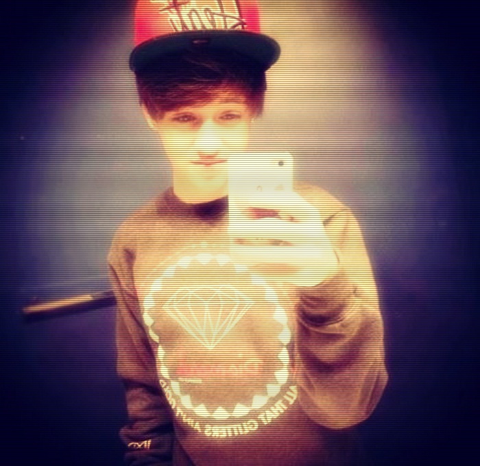 → ; ∞. cred că de acum. . o să fiu austin ;3