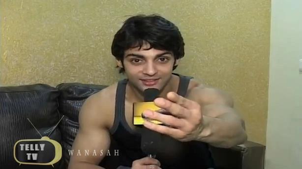 552107_377243815681758_112248196_n - Karan Wahi