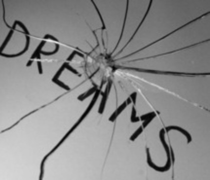 dreams-dream-mirror-broken-sad-560043 - 0 Aoo 4000 vizite 0