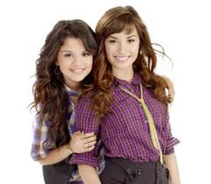 selena&demi - Selena si demi