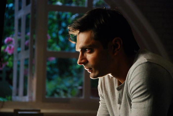 537878_285271241596425_1446929477_n - Karan Singh Grover