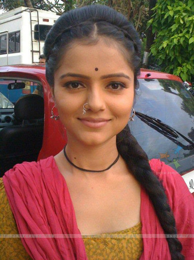 167653-rubina-as-imarti-in-chhoti-bahu