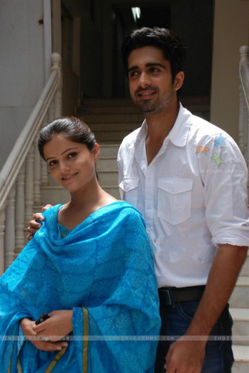 168040-avinash-sachdev-and-rubina-dilaik-as-dev-and-radhika-in-chhoti - Choti Bahu_Triunghiul iubirii 2