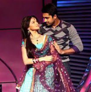 68619_320173158088288_188267298_n - Rubina Dilaik si Avinash Sachdev