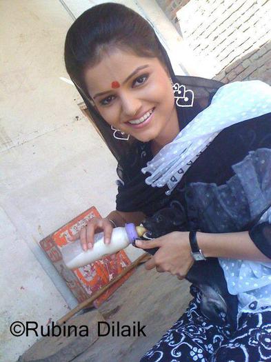 377720_280751525299732_544794211_n