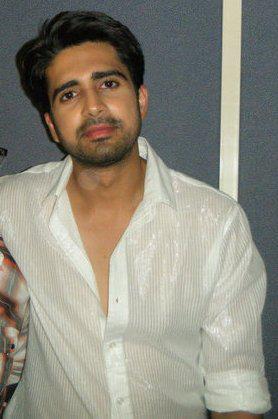 319550_280347522006799_1656531464_n - Avinash Sachdev_dev