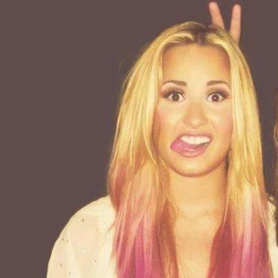 391646_251848158265844_1274768893_n - Demi Lovato