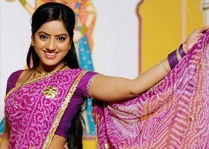 541839_271079106353391_1728868702_n