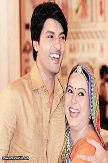 551249_263921703735798_2133883316_n