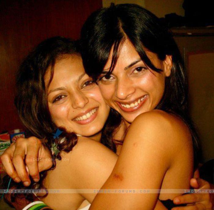 312785_200031663399389_1498264719_n - Sunaina Gulia
