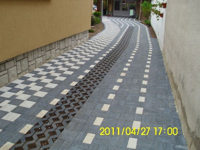 800x600_elis_pavaje_77831_pavaj_rezidential_standard_grila_2_grila_2_3 - amenajeaza-ti singur casa si gradina
