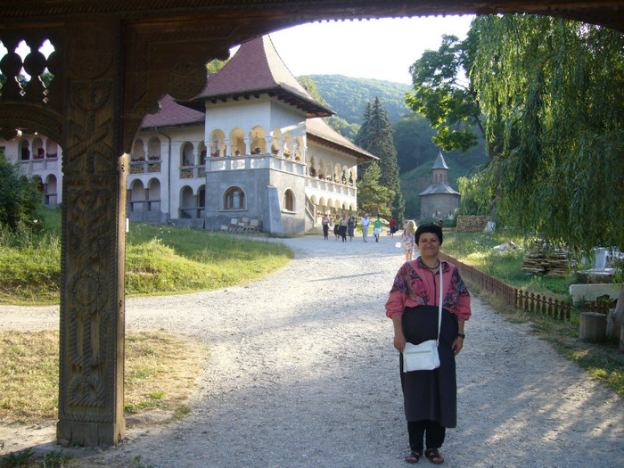 P1070276 - la manastirea Prislop