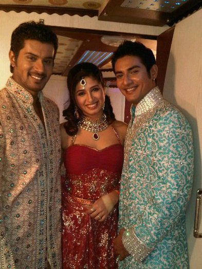 180087_159796430739992_8113433_n