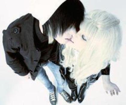 543924_254731077990862_1179540294_n_thumb - xo_Emo_xo