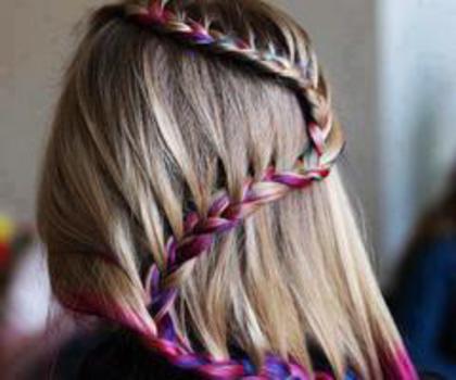 tumblr_mh6bfvq0931rk378po1_500_thumb - xo______Coafura1______xo