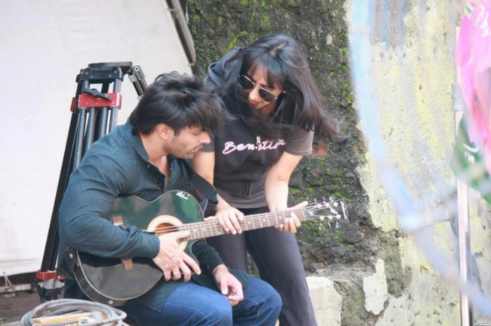 148896_283881325068750_372576828_n