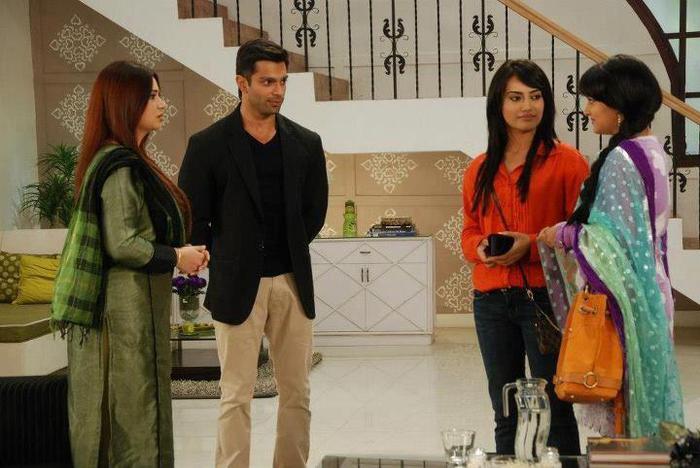 319606_10151267056524798_1424772774_n