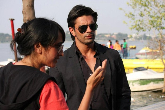 197020_283881635068719_1048987638_n - Qubool Hai-Accept