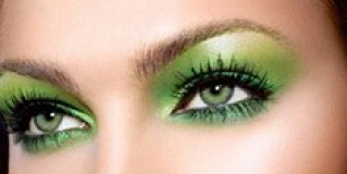 Green-Eye-Makeup-2012-1-e1330423989507 - Machiajuri cu Stile