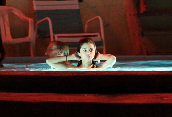 Ce cauti aici? :o3 :o3 :o3