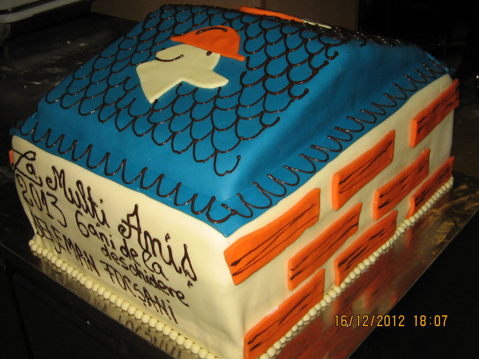 Tort aniversar; Tort aniversar DEDEMAN Focsani
