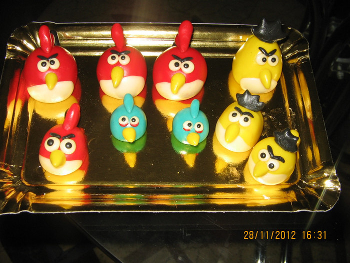 ANGRY BIRDS - Torturi si prajituri pentru evenimente
