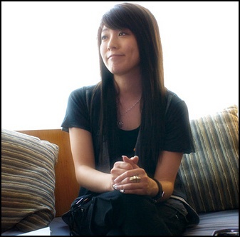 `Ehh..atunci cu parere de rau..:)) iti zic ca Yesu nu da asa des pe aici :)) :P