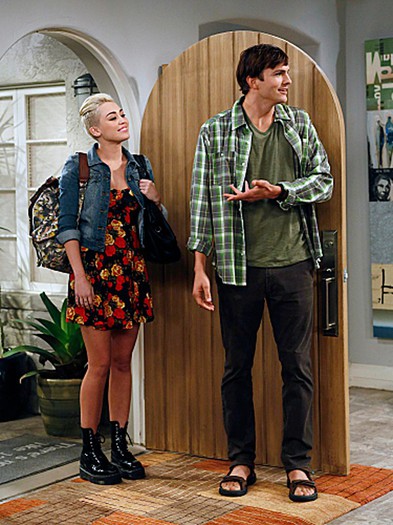 Doi barbati si jumatate