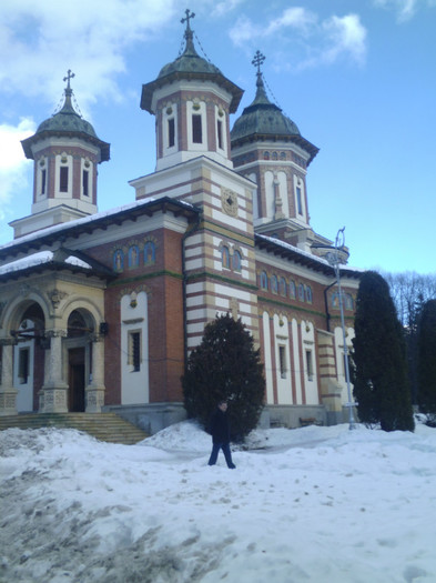 MINASTIREA SINAIA - IN CONCEDIU LA MUNTE