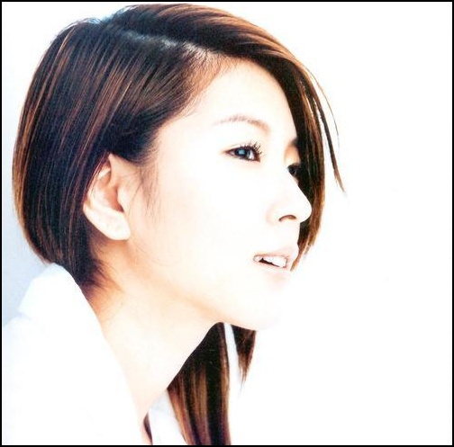 `Ahh..eu trebuie sa plec..bye [se ridica|pleaca]