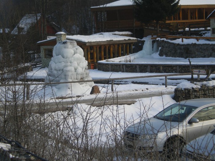 IMGP8048; La Lara iarna..un peisaj minunat munti apuseni care sint viata mea sint mindru ca sint nascut crescut intre acesti munti
