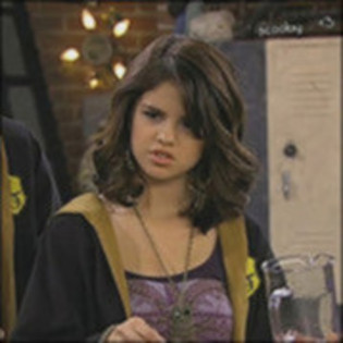Ce face? Stai aici ?? :@ X_X - xX Parte x1 Xx