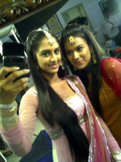 Nia Sharma and Krystle Dsouza (18)