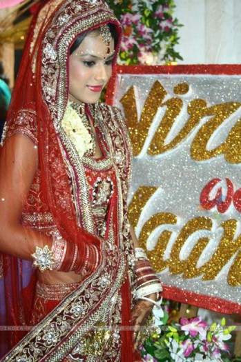 231494-nia-sharma-as-a-bride-in-ek-hazaron-mein-meri-behna-hai