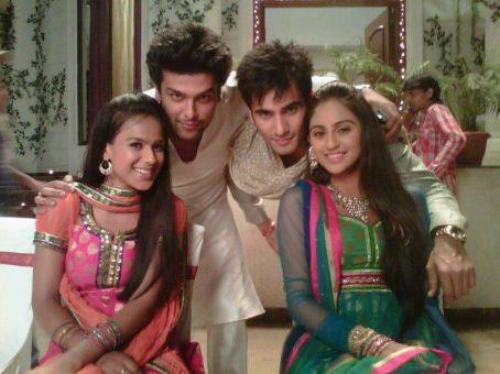 36536_531851970183128_1667495539_n