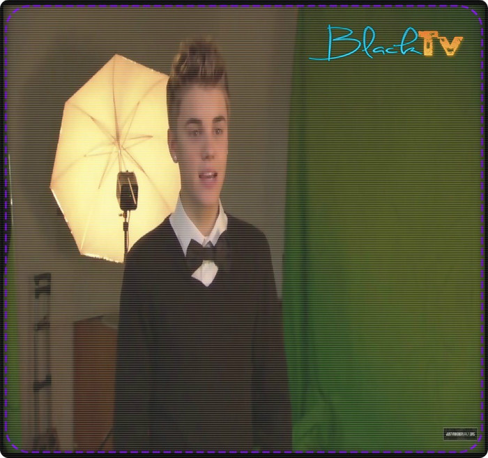 - N-aveti alt prof? [catre director] - Episod O1