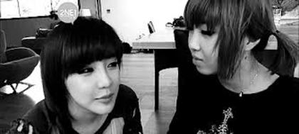 fd - 2NE1 3