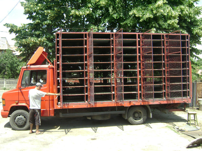 masina de transport de 90 boxe 1.1 m=90 buc OT-59-NIK