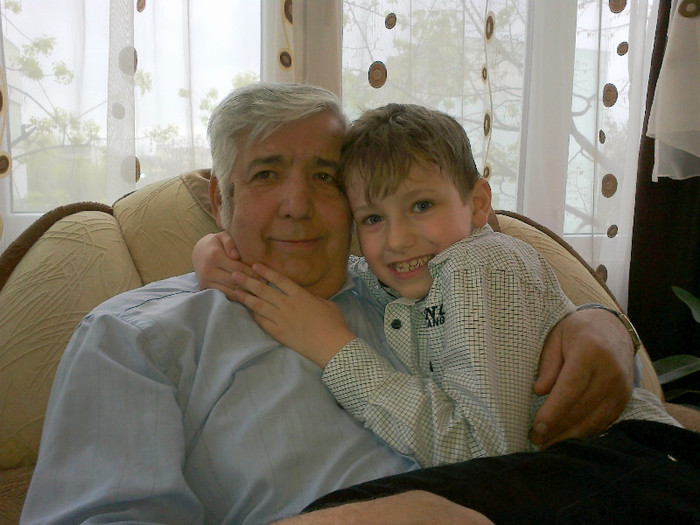 IL IUBESC FF MULT PE BUBU