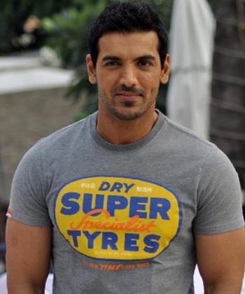 Iar eu imi fac repede bagajele..