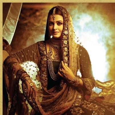 480104_395159540577698_1079830299_n - Aishwarya Rai 2