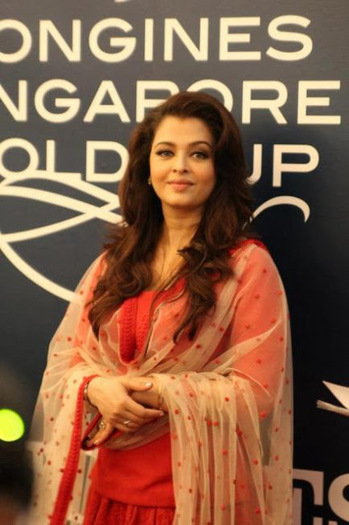 aishwarya-rai-2013-16 - Aishwarya Rai 2