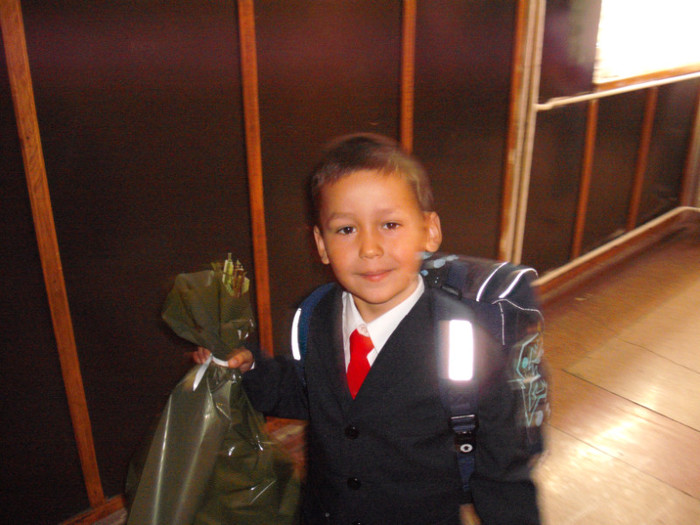 Andrei prima zi de scoala - Copii mei