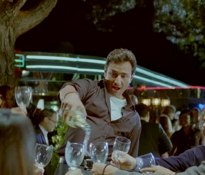 Saif Love Aaj Kal (3)