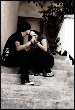emo-love-1_728a37085d81c6