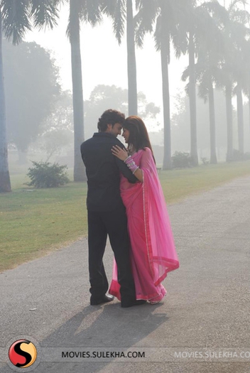 love-kiya-aur-lag-gayi-01