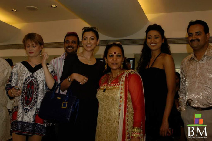 bobby-darling_gauhar-khan_nigar-z-khan___118065